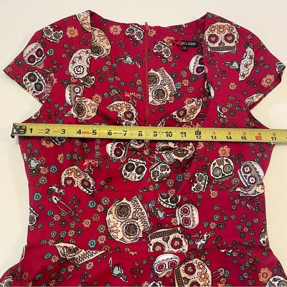 Hell Bunny Sugar Skull print dress. Size M. Sweetheart neck. Back zipper. Used. - Picture 8 of 13